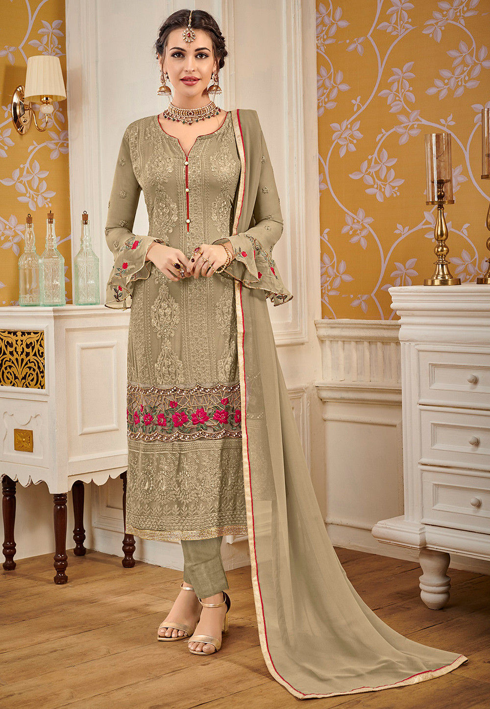 Pakistani Salwar Suit